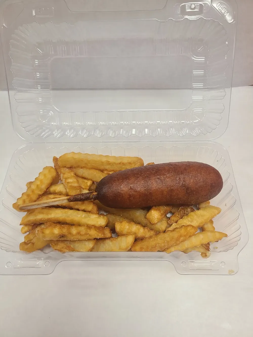 Kids chicken corn dog with Small crinkle-cut fries